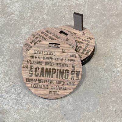 Camping Coaster Sæt – inkl. holder i 2 størrelser