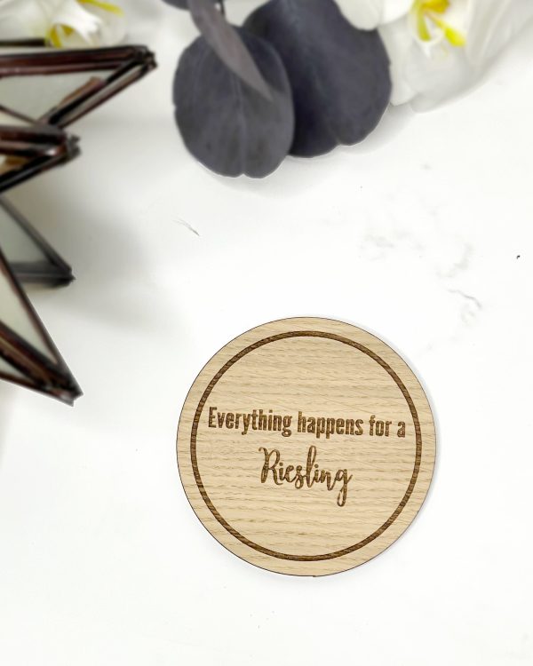 Vin citat coaster – Everything happens for a Riesling