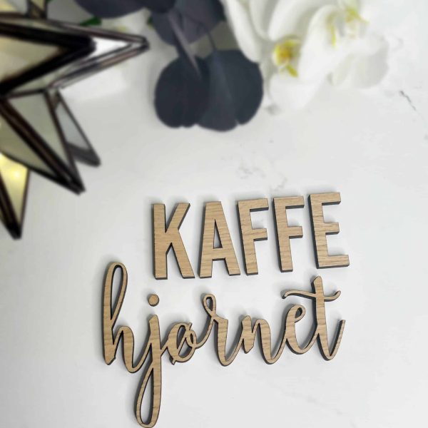 Kaffehjørnet – Bogstaver og Curly skrift