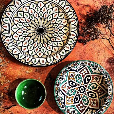 Marokkansk håndlavet keramikfad – Rebecca, Ø 35 cm