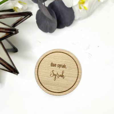 Vin citat coaster – Que syrah, Syrah